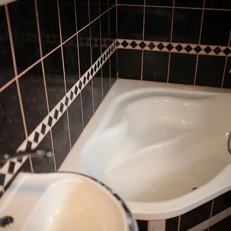 & Carda Sebesfok 3* Bezdan