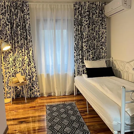 Vendégház & Carda Sebesfok Bezdán